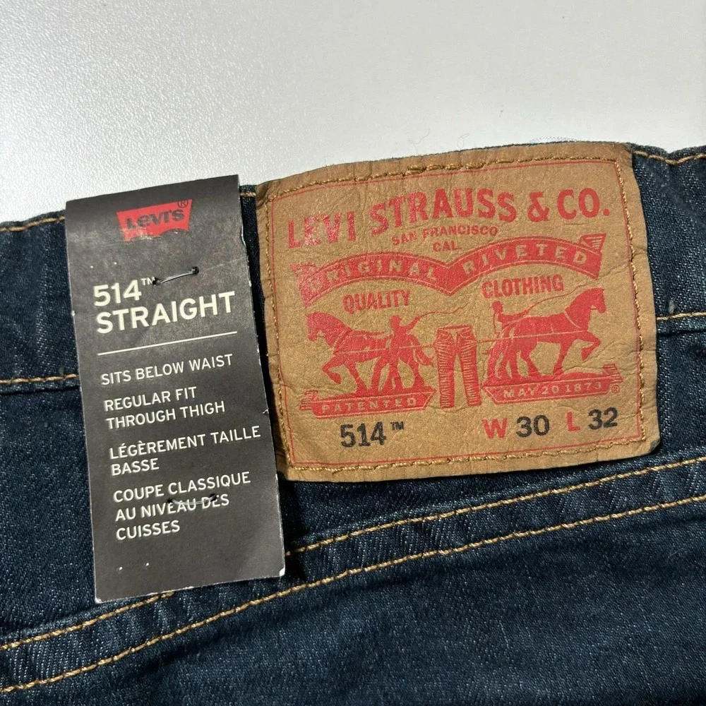 NEW Levi's 514 Jeans 30x32 Straight Blue Faded Whiskers Denim Cowboy USA NWT - Picture 4 of 7
